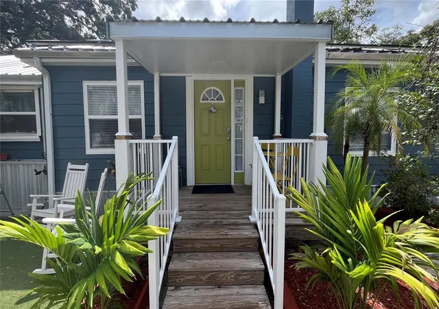 Photo 1 of Single family home for sale at 2301 W Idlewild Ave, Tampa, FL 33603 | MLS# TB8534009 | Listing updated on 2026-09-15