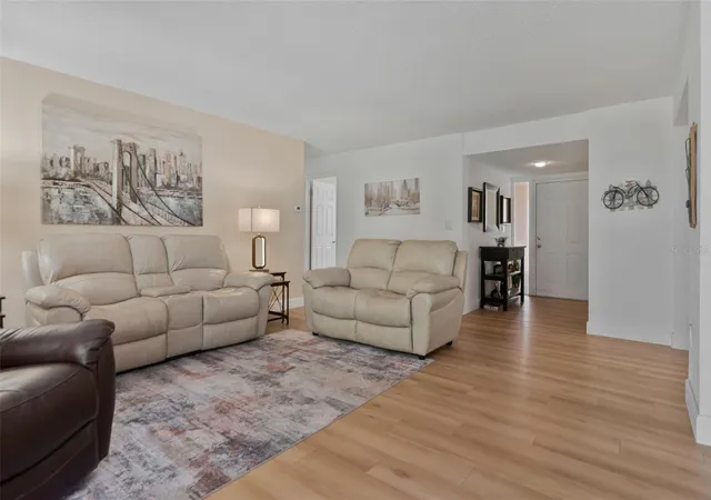 Photo 4 of Single family home for sale at 1150 Brook Dr W, Dunedin, FL 34698 | MLS# TB8534024 | Listing updated on 2026-10-05