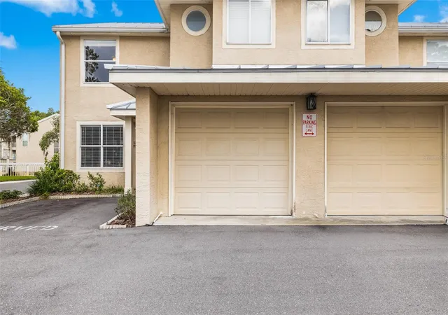 Photo 3 of Townhouse for sale at 13007 Lorna Pl, Tampa, FL 33618 | MLS# TB8534053 | Listing updated on 2026-09-14