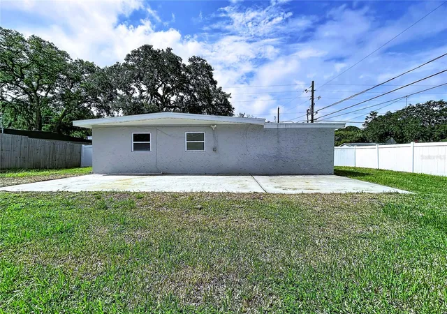 Photo 3 of Single family home for sale at 5005 Avery Rd, New Port Richey, FL 34652 | MLS# TB8534187 | Listing updated on 2026-10-20