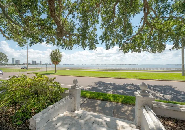 Photo 1 of Condo for sale at 3325 Bayshore Blvd #A17, Tampa, FL 33629 | MLS# TB8534228 | Listing updated on 2026-09-15