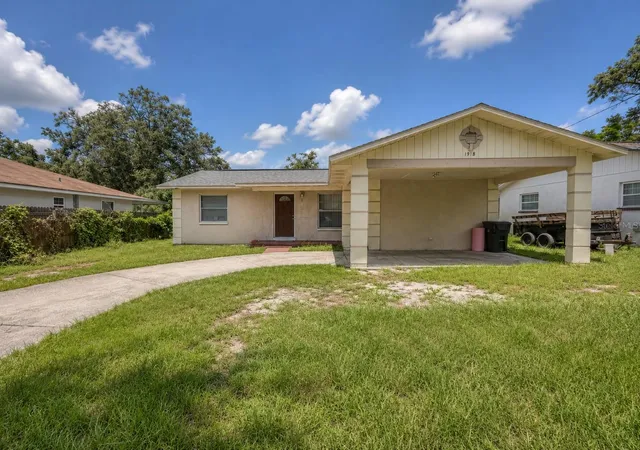Photo 1 of Single family home for sale at 1918 E Hanna Ave, Tampa, FL 33610 | MLS# O6429426 | Listing updated on 2026-09-12