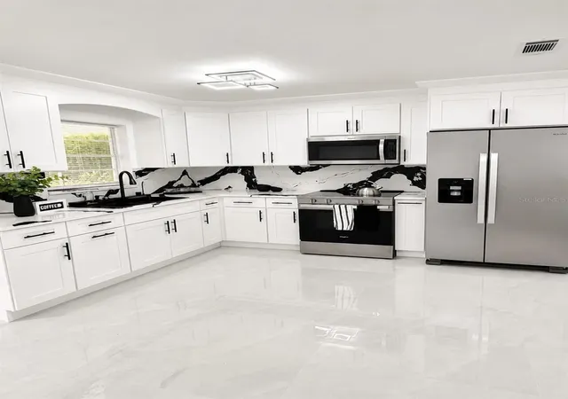 Photo 3 of Sale Pending at 7156 Spring Hl Dr, Spring Hill, FL 34606 | MLS# TB8534306 | Listing updated on 2026-09-30