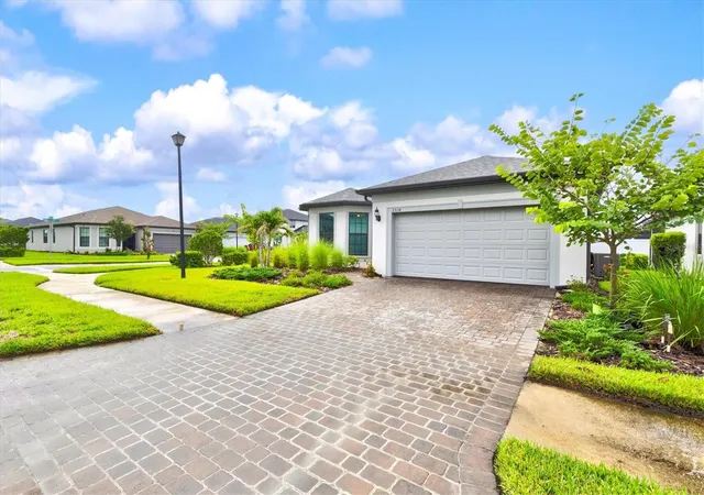 Photo 3 of Single family home for sale at 2534 Gabel Oak Dr, North Port, FL 34289 | MLS# N6145213 | Listing updated on 2026-09-13