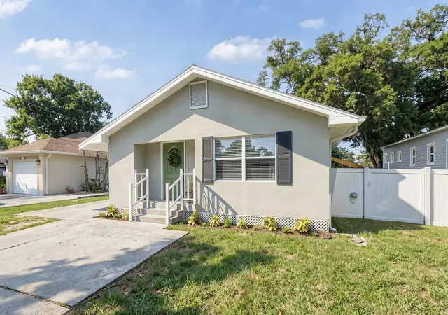 Single family home for sale at 3913 N Lynn Ave, TAMPA, FL 33603 | MLS# TB8534402