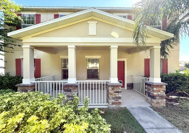 Photo 2 of Single family home for sale at 2054 Blairmoor Pl, Apopka, FL 32703 | MLS# O6429720 | Listing updated on 2026-10-02
