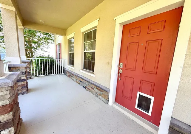 Photo 3 of Single family home for sale at 2054 Blairmoor Pl, Apopka, FL 32703 | MLS# O6429720 | Listing updated on 2026-10-02