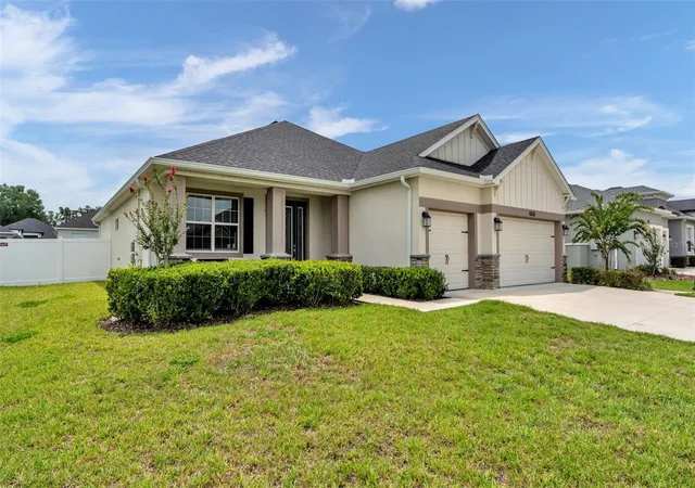 Photo 2 of Single family home for sale at 6686 Treymont Dr, Lakeland, FL 33813 | MLS# L4963943 | Listing updated on 2026-10-28