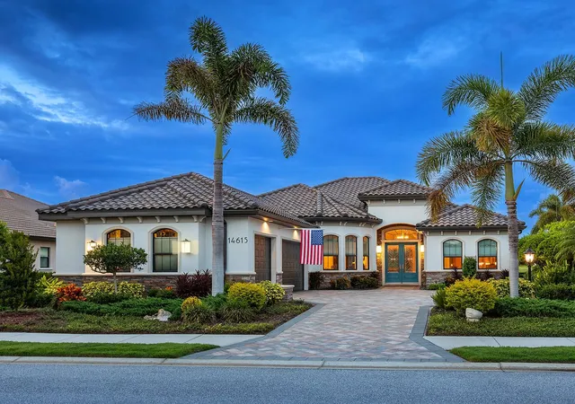 Photo 1 of Single family home for sale at 14615 Leopard Crk Pl, Lakewood Ranch, FL 34202 | MLS# A4701686 | Listing updated on 2026-09-22