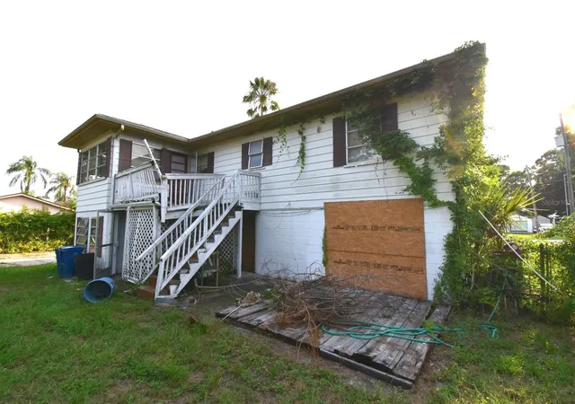 Photo 1 of Sale Pending at 613 Chestnut St, Oldsmar, FL 34677 | MLS# TB8534625 | Listing updated on 2026-09-15