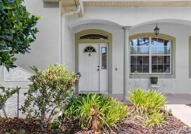 Photo 4 of Single family home for sale at 4 Ehrling Ln, Palm Coast, FL 32164 | MLS# FC320361 | Listing updated on 2026-09-25