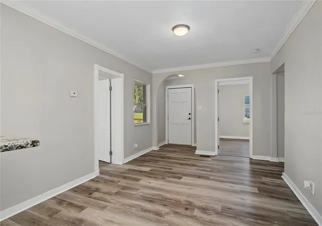 Photo 4 of Single family home for sale at 205 E Fountain St, Fruitland Park, FL 34731 | MLS# O6429783 | Listing updated on 2026-10-07