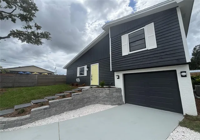 Photo 1 of Single family home for sale at 1107 Goshen Rd, Tarpon Springs, FL 34689 | MLS# TB8534705 | Listing updated on 2026-10-03