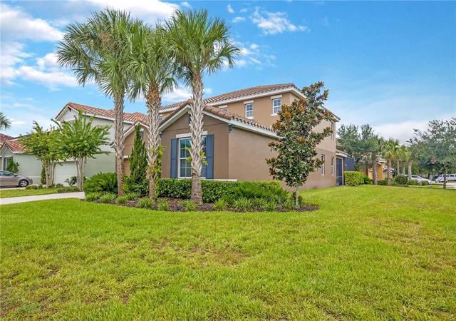 Photo 3 of Single family home for sale at 5207 Wildwood Way, Davenport, FL 33837 | MLS# O6429926 | Listing updated on 2026-09-11