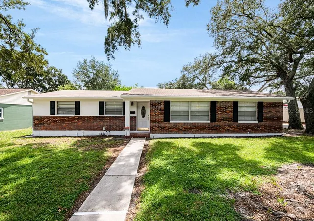 Single family home for sale at 1924 W North St, TAMPA, FL 33604 | MLS# TB8534907