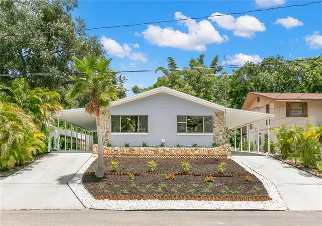 Photo 3 of Single family home for sale at 1435 Wegmann Dr, Tarpon Springs, FL 34689 | MLS# TB8534911 | Listing updated on 2026-09-12