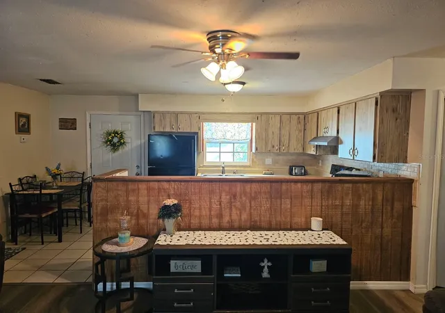 Photo 3 of Single family home for sale at 5203 SE 114th Street, Belleview, FL 34420 | MLS# OM729632 | Listing updated on 2026-09-14