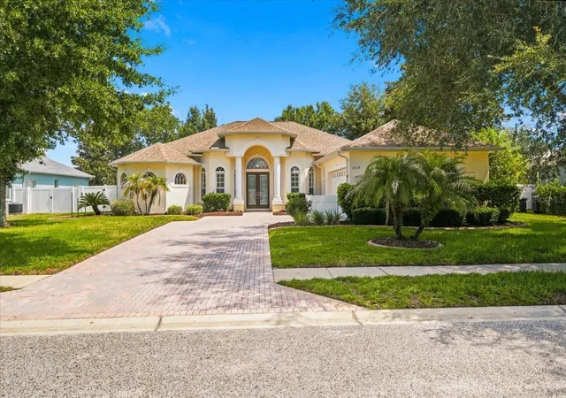 Photo 3 of Single family home for sale at 13519 Barkingside Pl, Spring Hill, FL 34609 | MLS# W7888201 | Listing updated on 2026-09-11