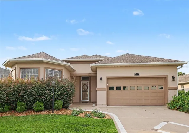 Photo 1 of Single family home for sale at 10888 Se 170th Lane Rd, Summerfield, FL 34491 | MLS# O6430086 | Listing updated on 2026-09-15