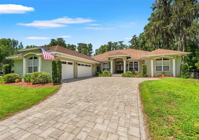 Photo 3 of Single family home for sale at 5035 Conner Dr, Land O Lakes, FL 34639 | MLS# TB8535107 | Listing updated on 2026-09-11