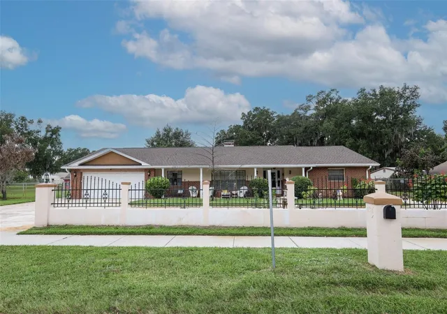 Photo 1 of Single family home for sale at 5520 Rockwood Ave, Orlando, FL 32839 | MLS# O6430100 | Listing updated on 2026-09-12
