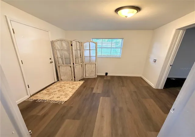 Photo 4 of Single family home for sale at 1210 E 32nd Avenue, Tampa, FL 33603 | MLS# TB8535226 | Listing updated on 2026-10-08