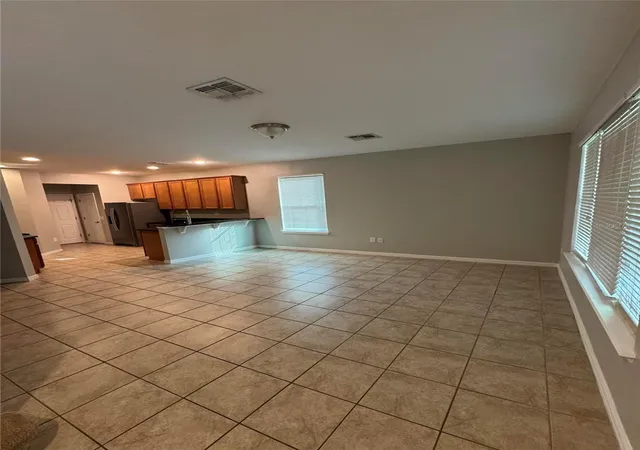 Photo 4 of Single family home for sale at 11938 Silverlake Park Dr, Windermere, FL 34786 | MLS# O6430196 | Listing updated on 2026-09-09