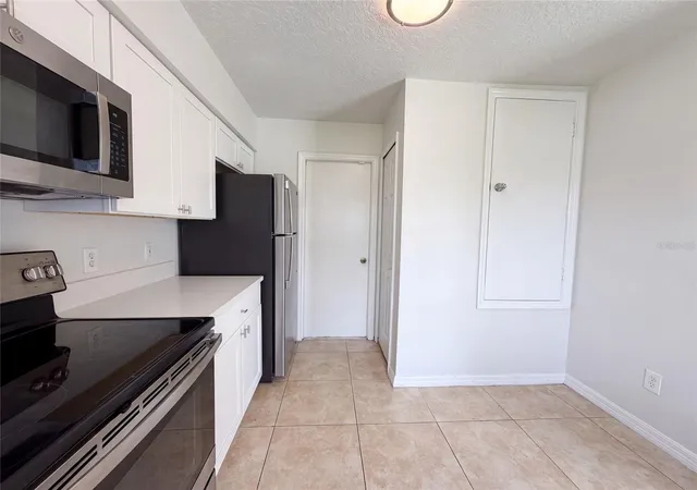 Photo 3 of Single family home for sale at 13236 Pike Lake Dr, Riverview, FL 33579 | MLS# O6430198 | Listing updated on 2026-09-14