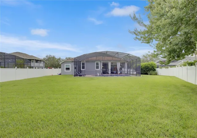 Photo 4 of Single family home for sale at 2407 Foliage Oak Ter, Oviedo, FL 32766 | MLS# O6430250 | Listing updated on 2026-10-01