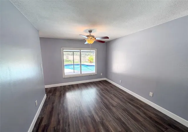 Photo 4 of Sale Pending at 4830 Dunbarton Dr, Orlando, FL 32817 | MLS# O6430317 | Listing updated on 2026-09-15