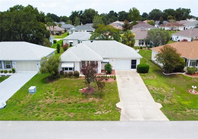 Photo 1 of Single family home for sale at 8480 Sw 61st Terrace Rd, Ocala, FL 34476 | MLS# OM729701 | Listing updated on 2026-09-15
