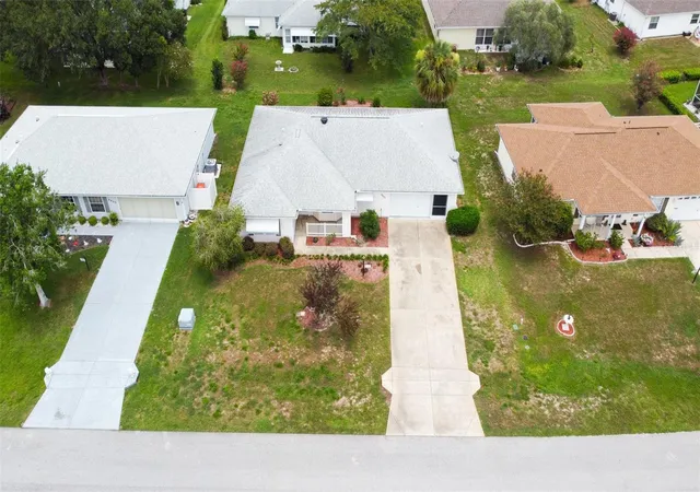 Photo 3 of Single family home for sale at 8480 SW 61st Terrace Rd, Ocala, FL 34476 | MLS# OM729701 | Listing updated on 2026-09-15