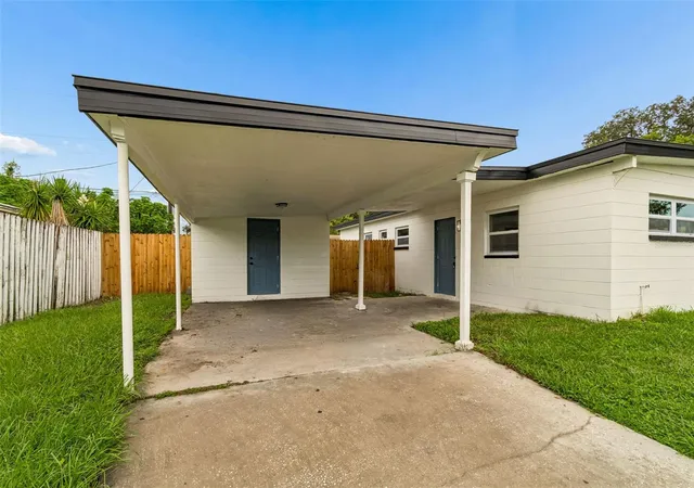 Photo 3 of Single family home for sale at 7812 Egypt Lake Dr, Tampa, FL 33614 | MLS# TB8535511 | Listing updated on 2026-09-09