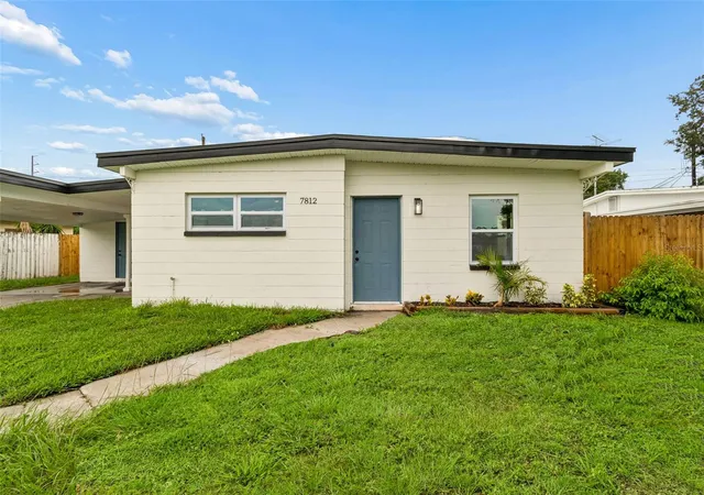 Photo 3 of Single family home for sale at 7812 Egypt Lake Dr, Tampa, FL 33614 | MLS# TB8535511 | Listing updated on 2026-09-09