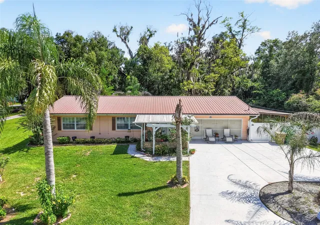 Photo 3 of Single family home for sale at 2840 Se 2nd Street, Ocala, FL 34471 | MLS# OM729762 | Listing updated on 2026-09-14