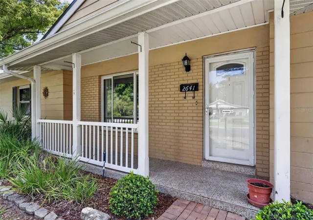 Photo 3 of Single family home for sale at 2641 Carvell Ct, Winter Park, FL 32792 | MLS# O6430894 | Listing updated on 2026-09-12