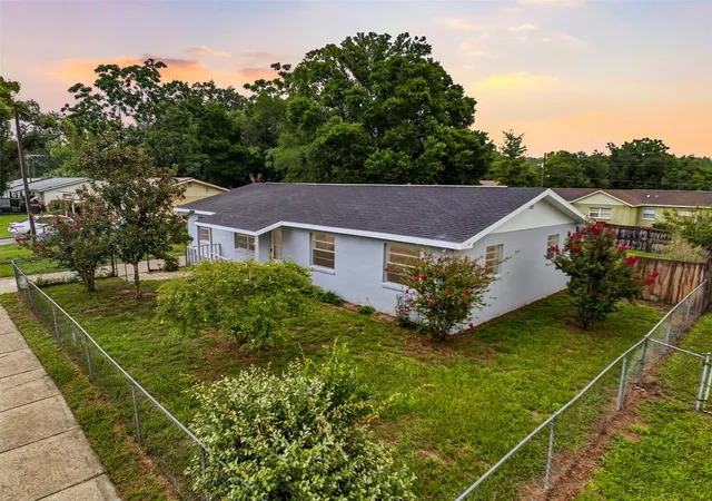 Photo 4 of Single family home for sale at 6376 Cammie St, Brooksville, FL 34602 | MLS# W7888279 | Listing updated on 2026-09-15