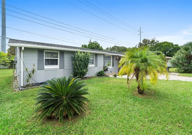 Photo 4 of Single family home for sale at 3906 Doane St, Orlando, FL 32839 | MLS# O6430946 | Listing updated on 2026-09-09