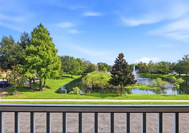 Photo 4 of Condo for sale at 8098 Moonstone Dr #17-203, Sarasota, FL 34233 | MLS# A4702131 | Listing updated on 2026-09-11