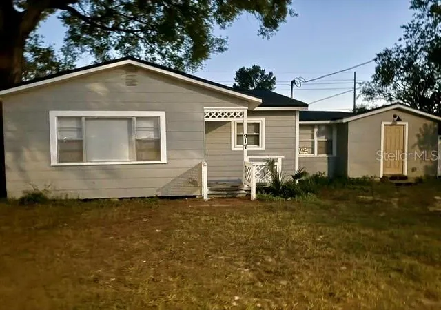 Photo 1 of Single family home for sale at 917 E 108th Avenue, Tampa, FL 33612 | MLS# TB8536161 | Listing updated on 2026-09-15