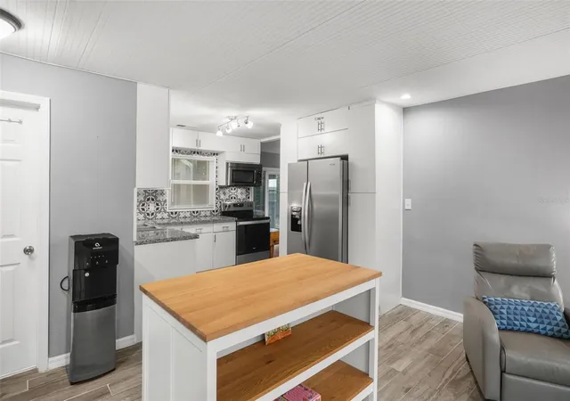Photo 4 of Single family home for sale at 1663 San Mateo Dr, Dunedin, FL 34698 | MLS# TB8536200 | Listing updated on 2026-09-20