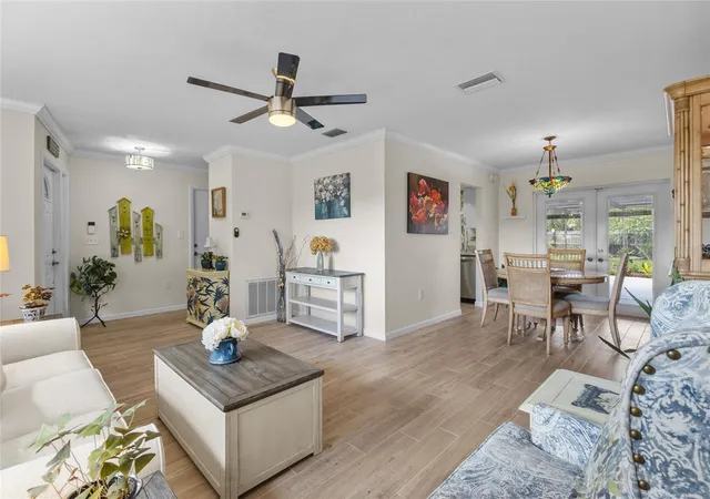 Photo 3 of Single family home for sale at 6640 Waterford Ln, Sarasota, FL 34238 | MLS# N6145272 | Listing updated on 2026-10-04