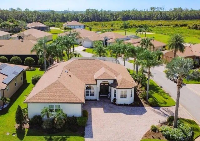 Photo 4 of Single family home for sale at 4231 Coconut Dr, Lake Wales, FL 33859 | MLS# TB8536238 | Listing updated on 2026-09-14