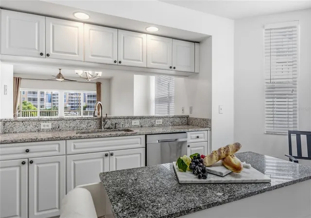 Photo 3 of Condo for sale at 960 Starkey Rd #3106, Largo, FL 33771 | MLS# TB8536293 | Listing updated on 2026-10-07