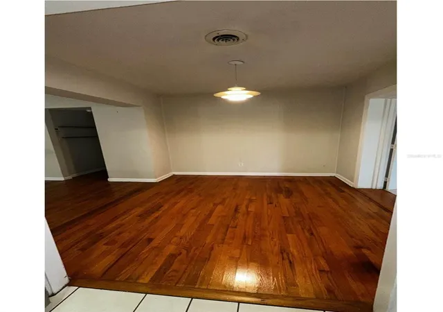 Photo 3 of Single family home for sale at 2014 Linda St, Orlando, FL 32803 | MLS# S5155095 | Listing updated on 2026-09-14