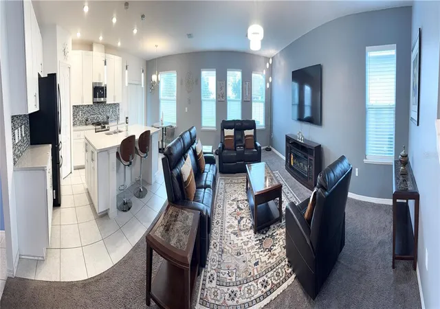 Photo 4 of Single family home for sale at 1150 Oak Blf Dr, Davenport, FL 33837 | MLS# O6431141 | Listing updated on 2026-09-30