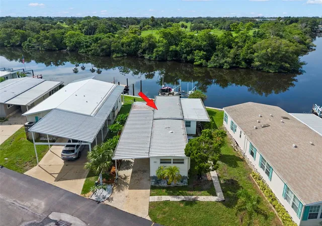 Photo 3 of Manufactured home for sale at 436 Mount Oak Ave NE #747, Saint Petersburg, FL 33702 | MLS# TB8536334 | Listing updated on 2026-09-12