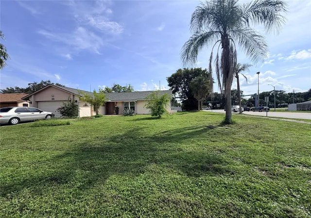 Photo 3 of Single family home for sale at 10326 Out Is Dr, Tampa, FL 33615 | MLS# TB8536362 | Listing updated on 2026-09-25