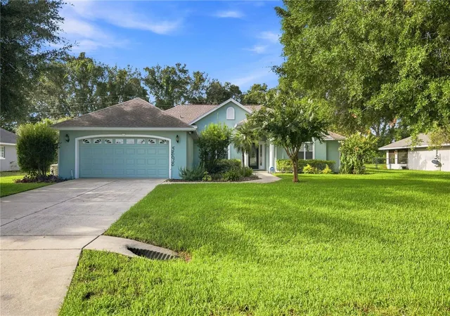 Photo 3 of Sale Pending at 5898 Sw 89th Place, Ocala, FL 34476 | MLS# OM729861 | Listing updated on 2026-09-11