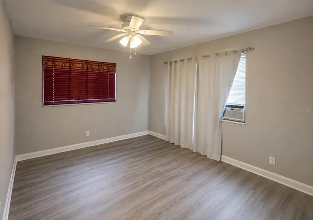 Photo 4 of Single family home for sale at 1044 58th Avenue N, Saint Petersburg, FL 33703 | MLS# TB8536421 | Listing updated on 2026-10-21